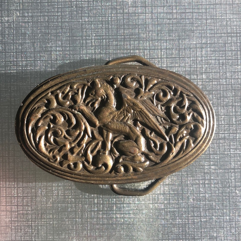 GRIFFIN BELT BUCKLE